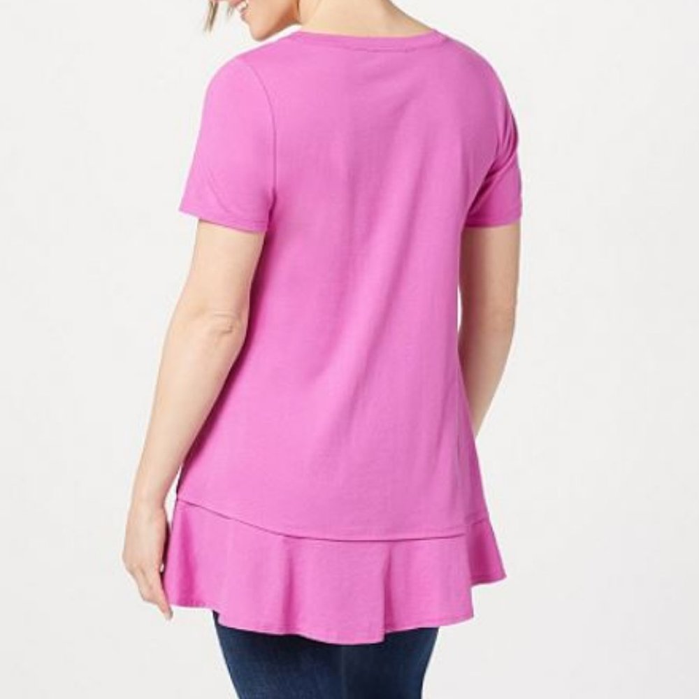 LOGO Short Sleeve Knit Top with Asymmetric Hem - Picture 2 of 3
